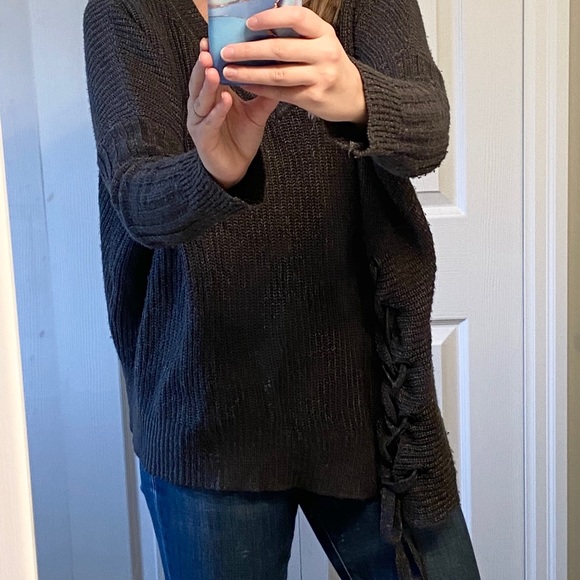 She + Sky loose sweater one size - Picture 7 of 7